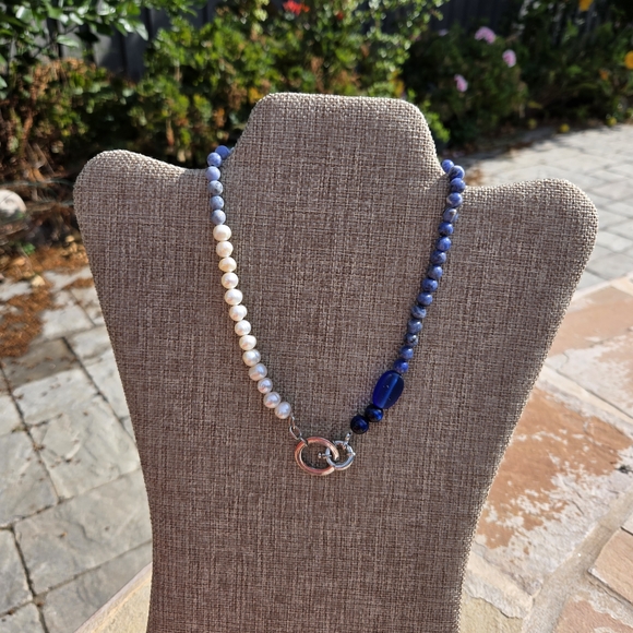 Jewelry - Sea glass, Sodalite and white Pearls